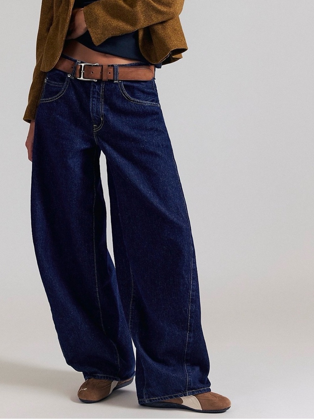 Levi’s Super Baggy Barrel Jeans - Picture 6 of 7